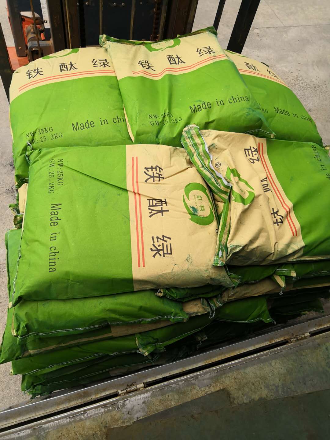 顏料綠，地坪綠，耐磨地坪，耐曬綠，氧化鐵綠，